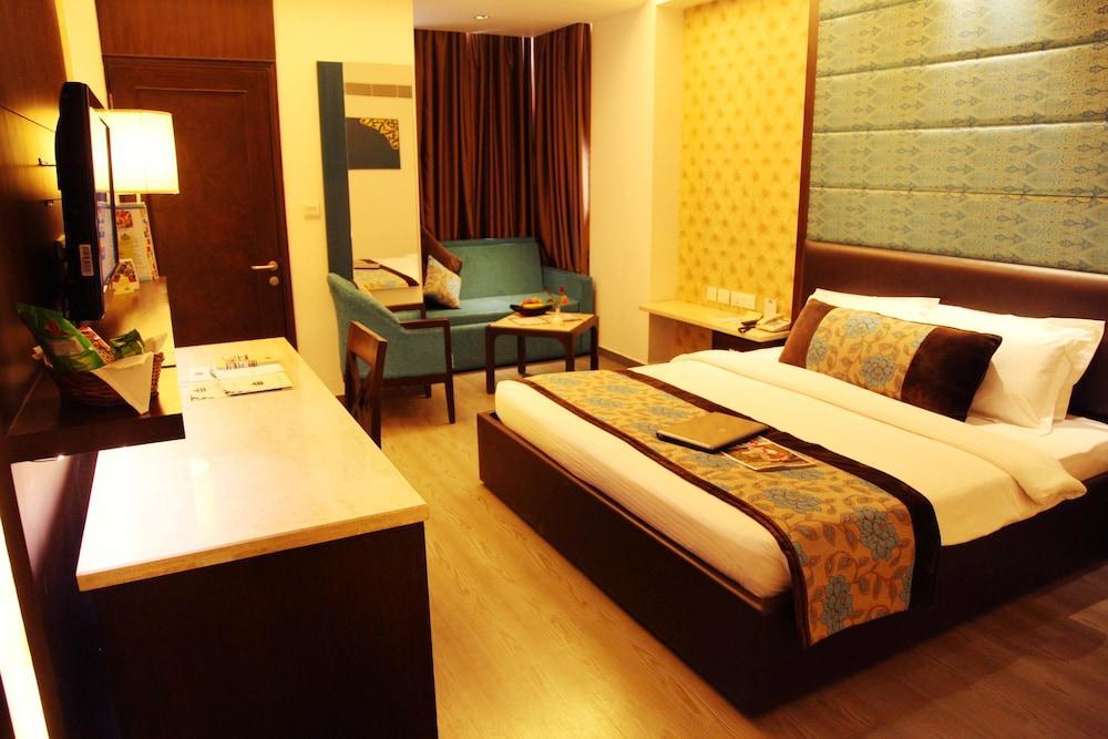 Country Inn & Suites Haridwār Esterno foto