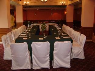 Country Inn & Suites Haridwār Esterno foto